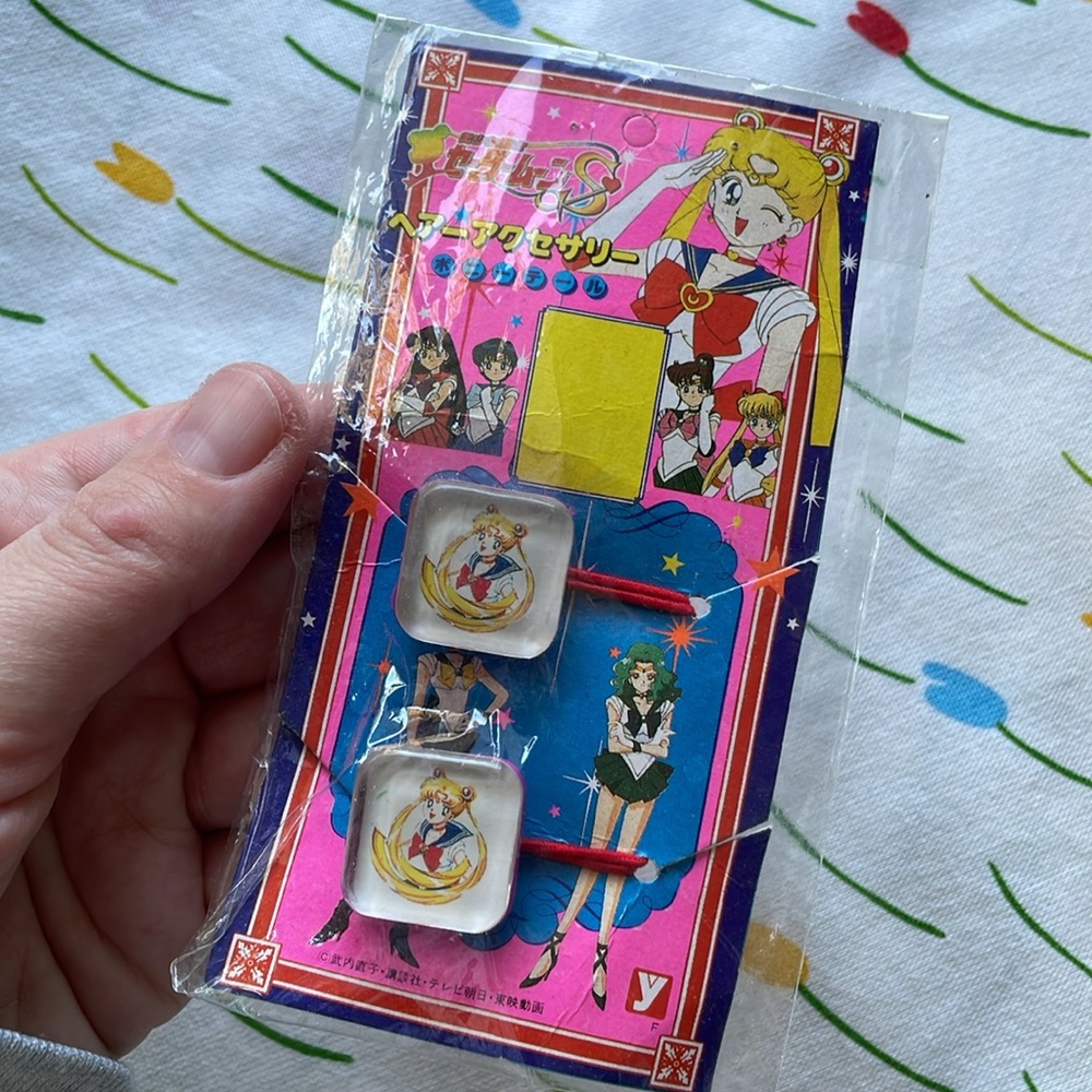 Vintage SAILOR MOON hair ties - see photos.